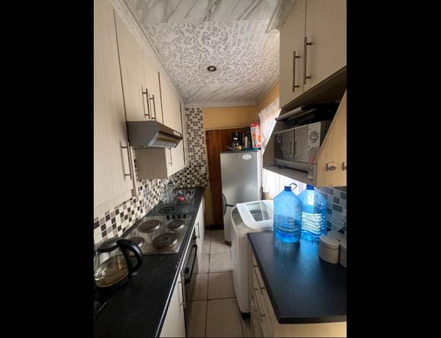 2 BEDROOM HOUSE FOR SALE IN VOSLOORUS